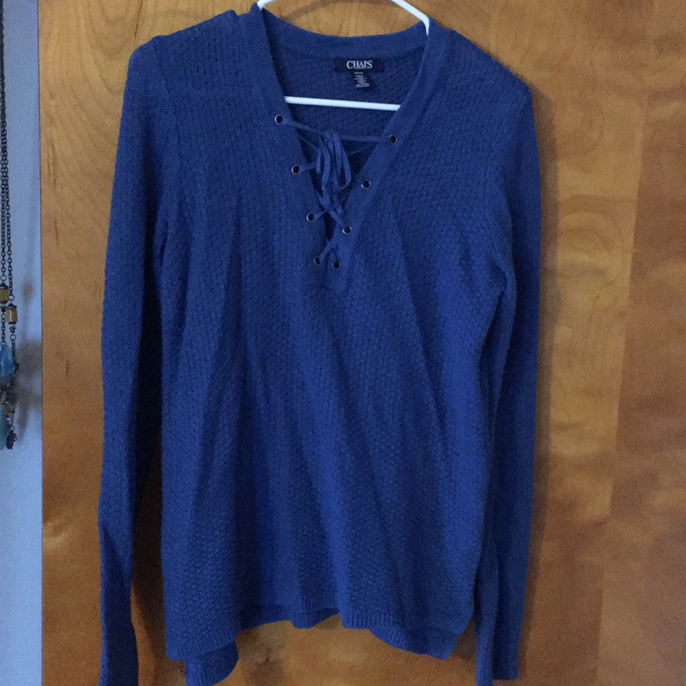 V neck sweater
